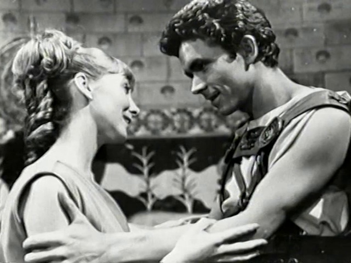 Love at first sight twixt Vicki (aka Cressida) and Troilus