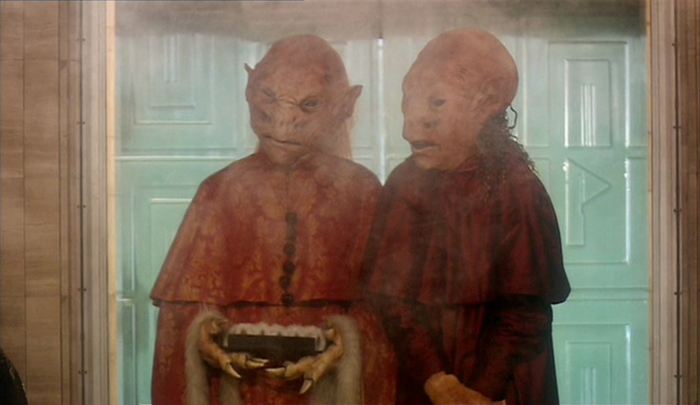 Who Back When Doctor Who N002 End of the World Aliens