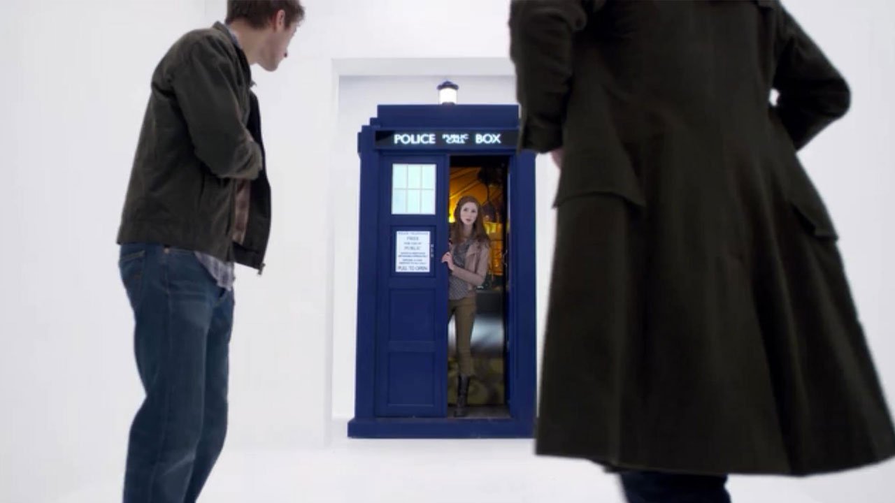 amy-in-tardis-rory-and-doc-outside-girl-who-waited-doctor-who-back-when