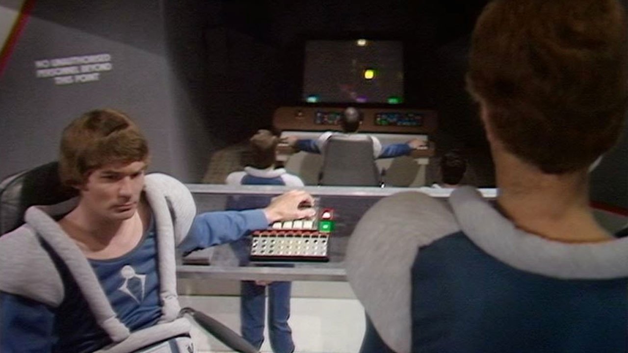 bridge-of-the-uss-space-pyjamas-planet-of-evil-doctor-who-back-when