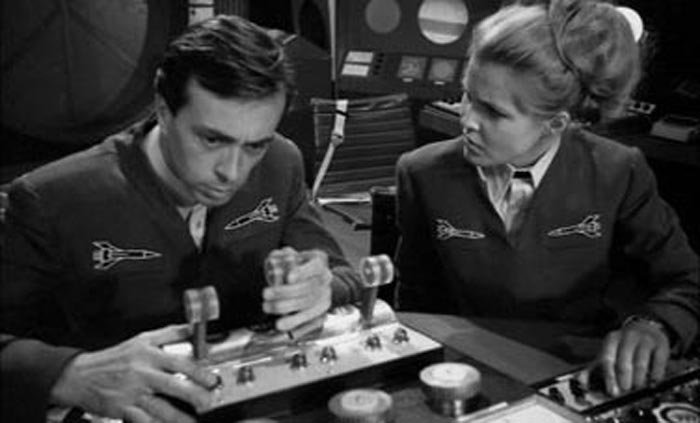 c007 the sensorites jeeves and moneypenny doctor who whobackwhen