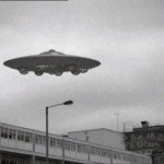 Flying saucer over London