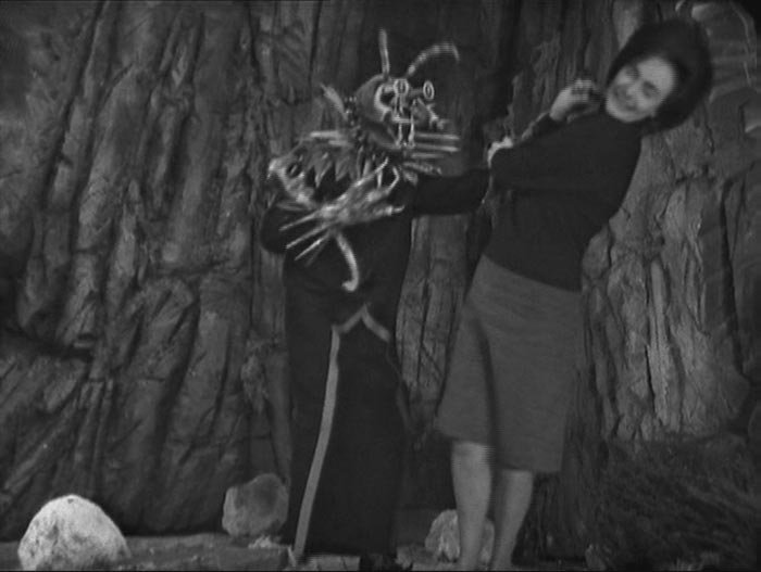 Koquillion dispensing with Barbara