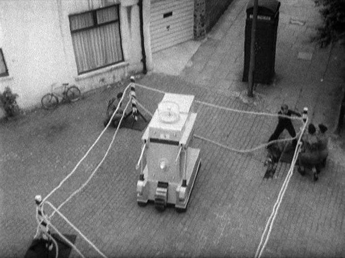 c027 war machines captured war machine doctor who whobackwhen