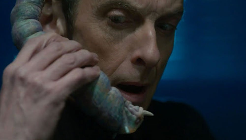 capaldi-twelve-holds-a-memory-worm-time-heist-doctor-who-back-when