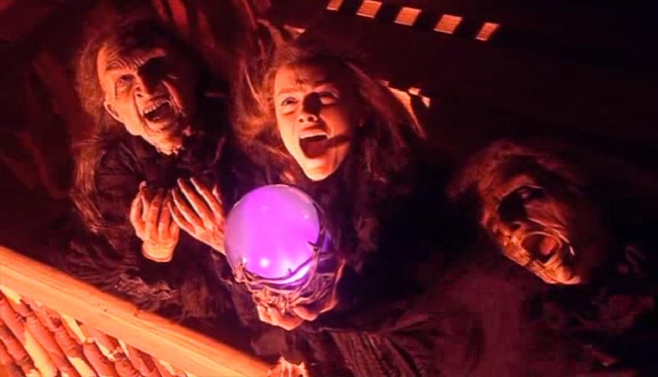 carrionite-witches-laughing-at-dimensional-portal-in-globe-theatre-shakespeare-code-drwho-doctor-who-back-when