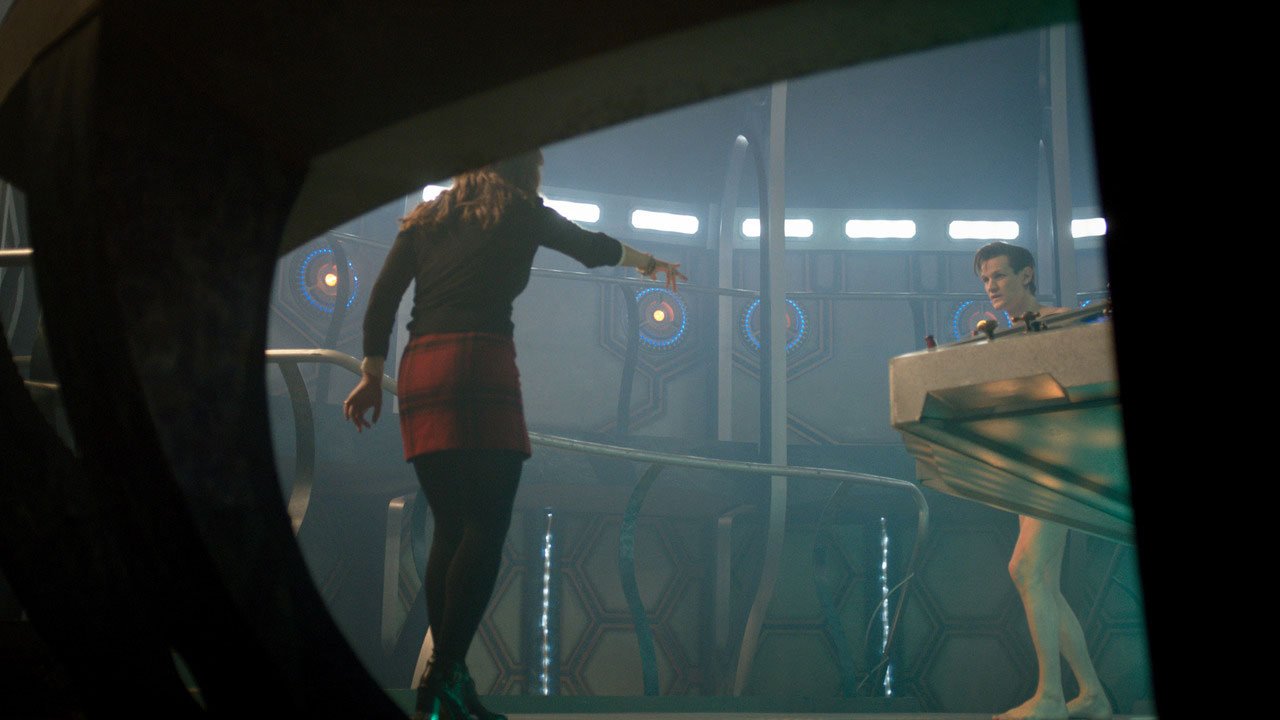 clara-and-naked-eleven-time-of-the-doctor-who-back-when