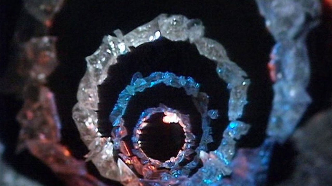 crystalline-vortex-masque-of-mandragora-doctor-who-back-when