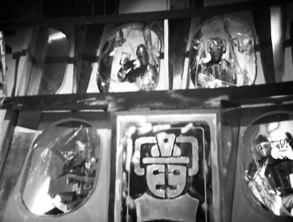 cyberman-cryogenic-storage-doctor-who-back-when-drwho-tomb-of-the-cybermen