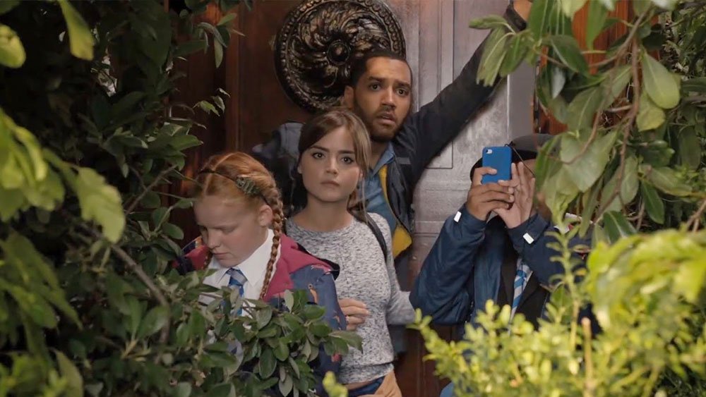 danny-pink-and-school-kids-notice-trees-in-the-forest-of-the-night-doctor-who-back-when