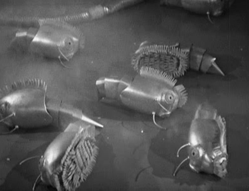 dead-cybermats-doctor-who-back-when-drwho-tomb-of-the-cybermen