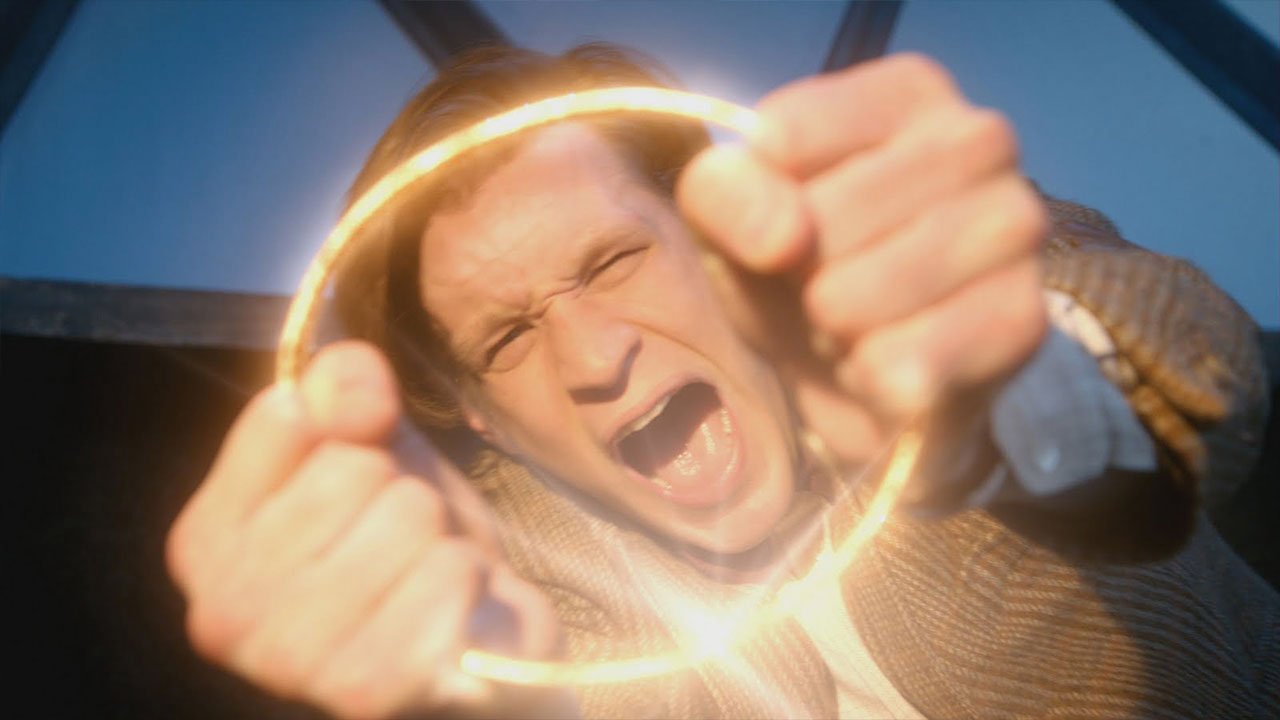 doc-clutching-the-crown-in-pain-the-doctor-the-widow-and-the-wardrobe-dr-who-back-when