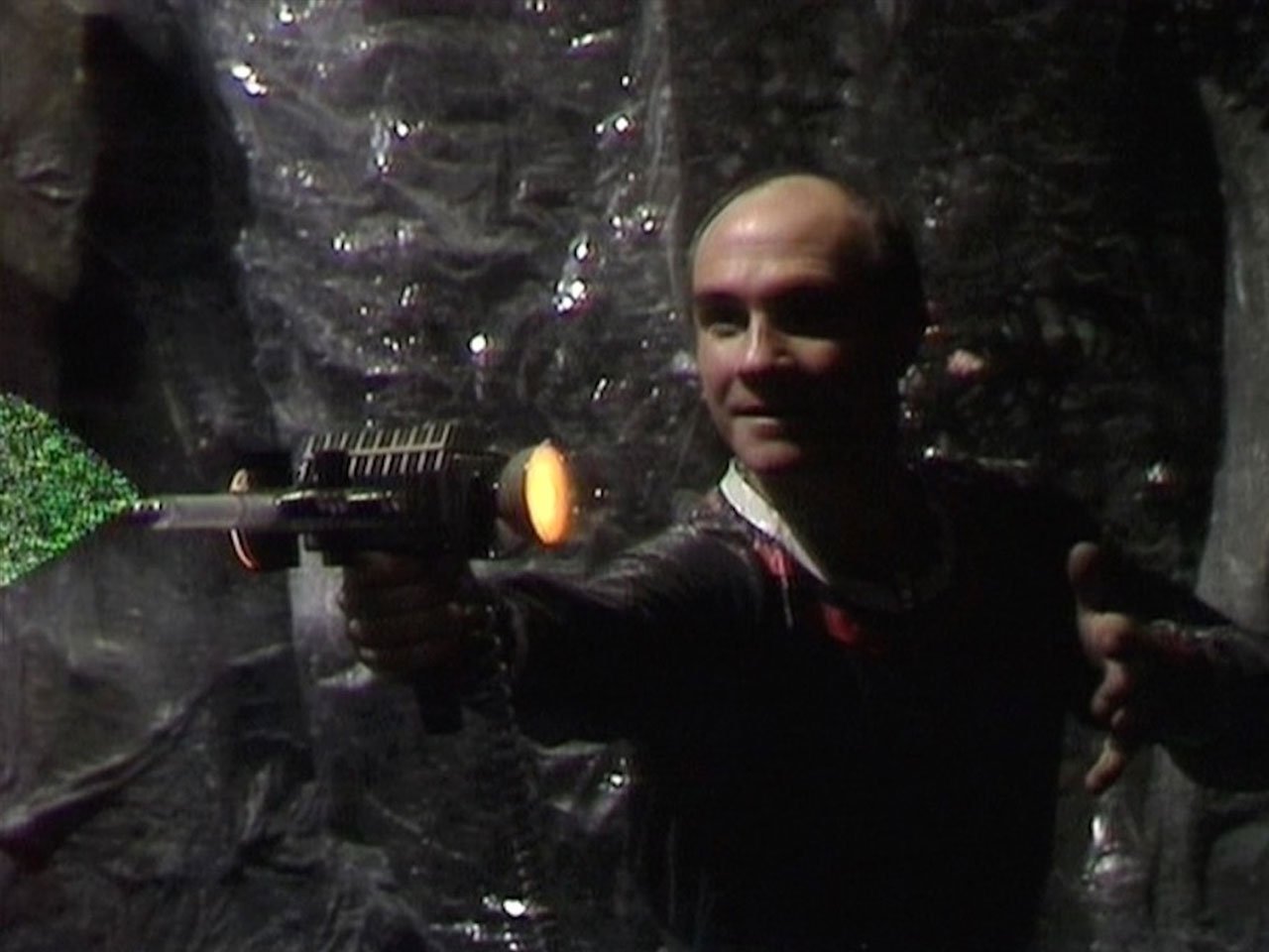 drax-fires-shrink-ray-at-doc-armageddon-factor-key-to-time-doctor-who-back-when