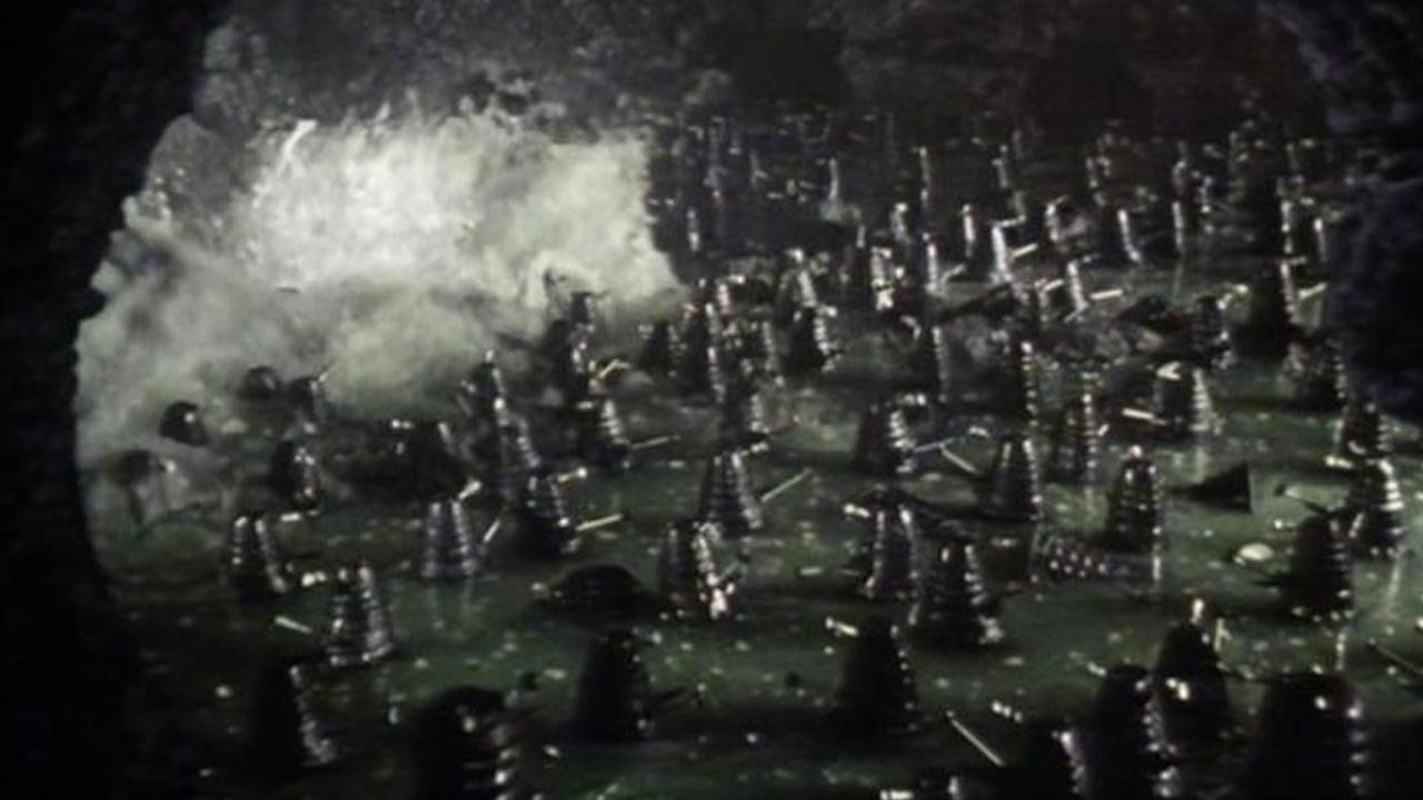 drowning-daleks-planet-of-the-daleks-doctor-who-back-when