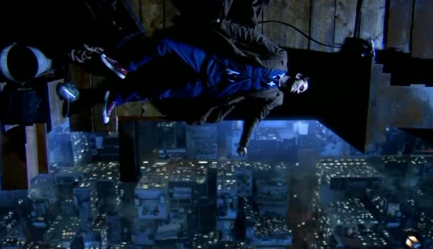 drwho-doctor-who-back-when-evolution-of-the-daleks-tennant-unconscious-on-empire-state-building