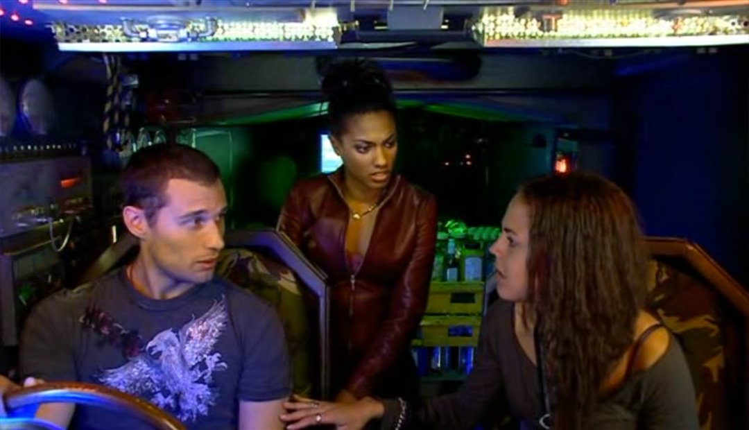 drwho-doctor-who-back-when-gridlock-martha-jones-milo-and-lenora-chrichlow
