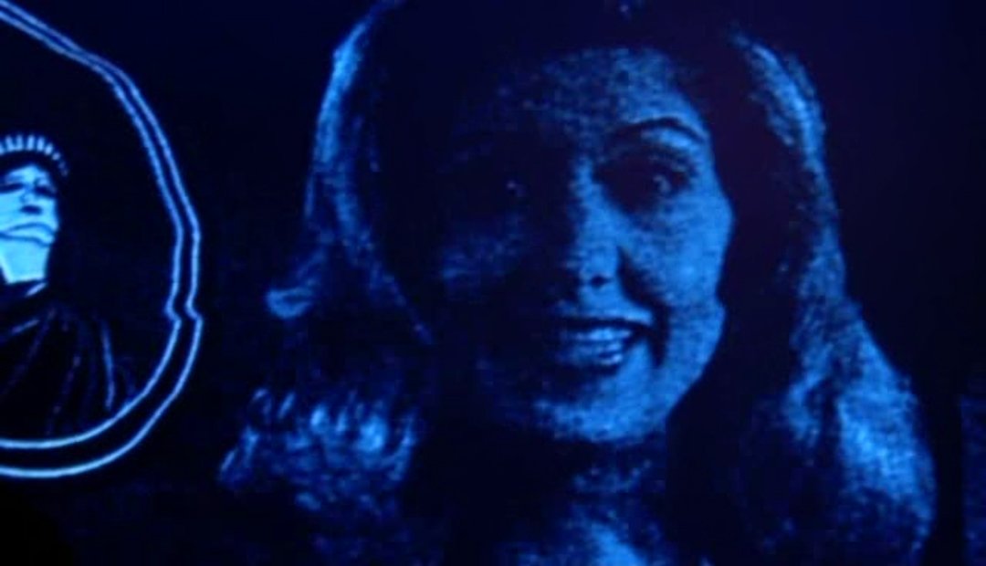 drwho-doctor-who-back-when-gridlock-sally-calypso-and-masculine-statue-of-liberty-john-rambo