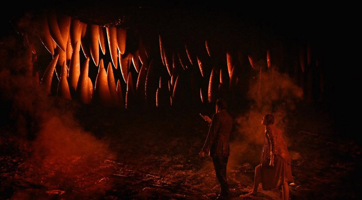 eleven-and-pond-inside-the-star-whale-beast-below-doctor-who-back-when