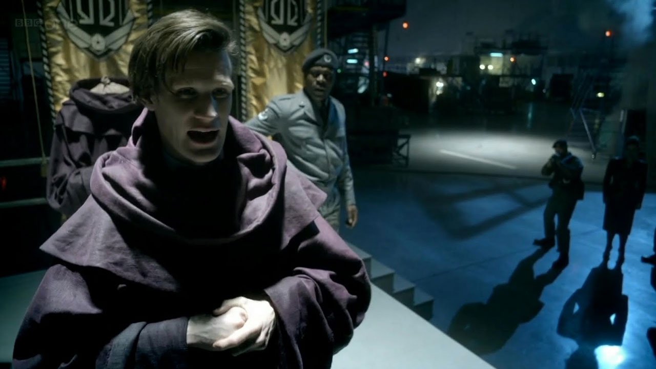 eleven-reveals-his-disguise-as-a-fake-headless-monk-good-man-goes-to-war-doctor-who-back-when