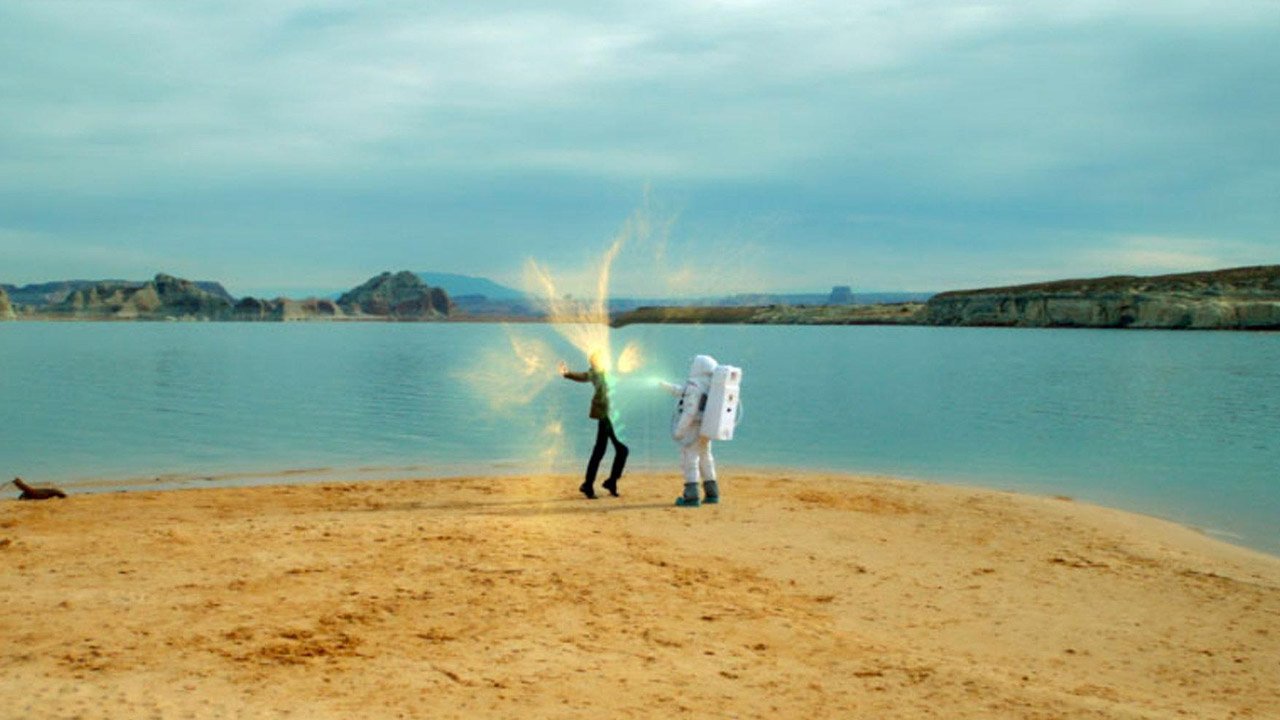 eleventh-doc-matt-smith-gets-shot-by-the-lake-the-impossible-astronaut-doctor-who-back-when