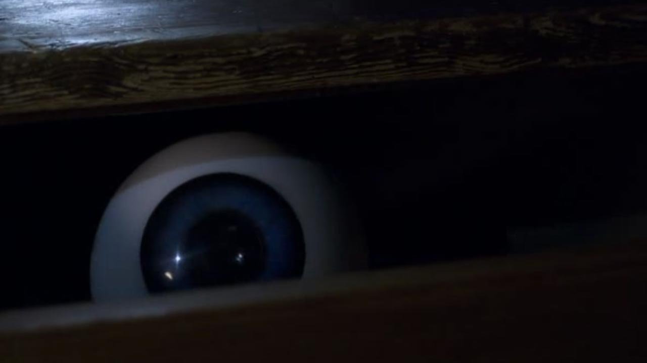 entirely-unexplained-eyeball-night-terrors-doctor-who-back-when