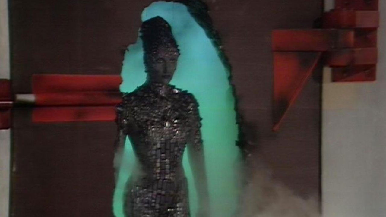 female-eldrad-makes-a-dramatic-entrance-hand-of-fear-doctor-who-back-when