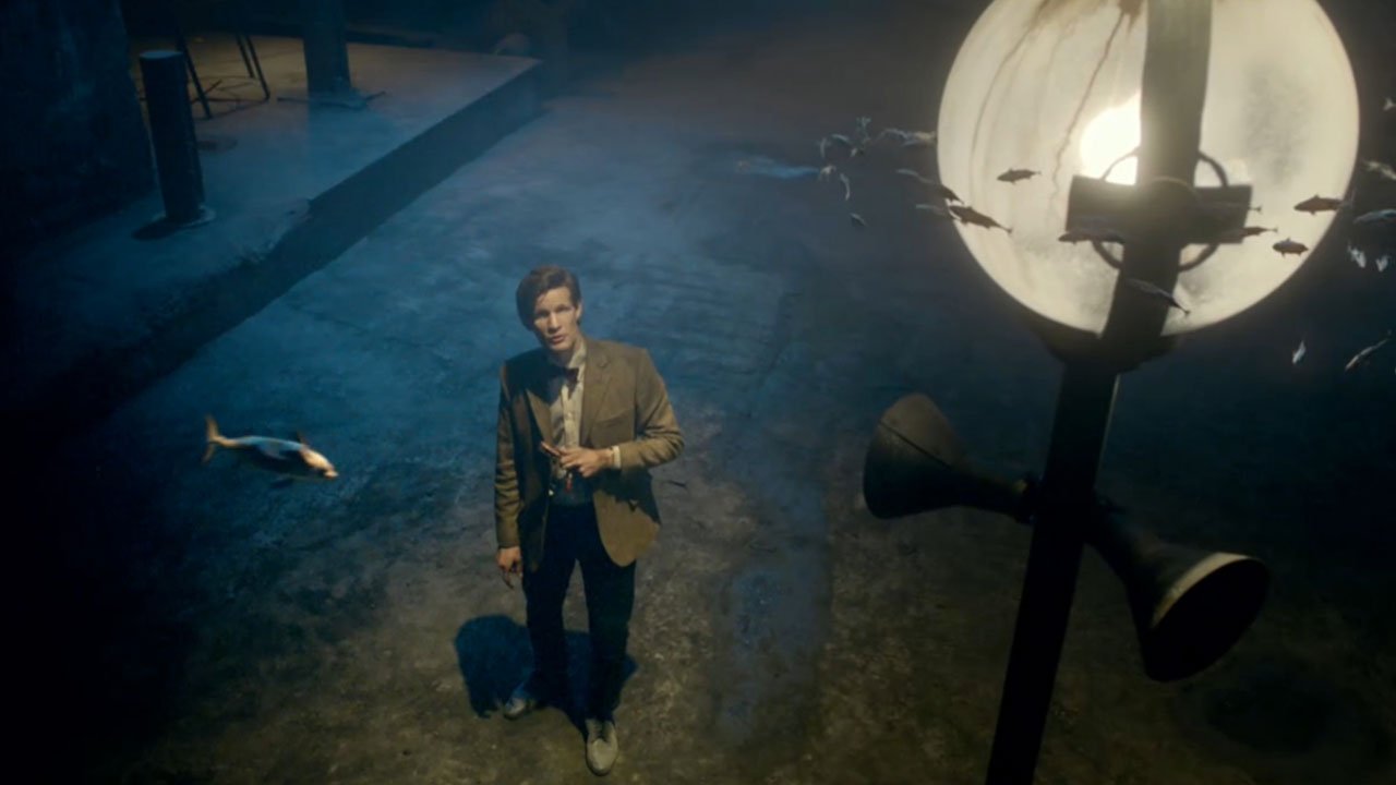 fish-swimming-in-lamp-light-a-christmas-carol-doctor-who-back-when