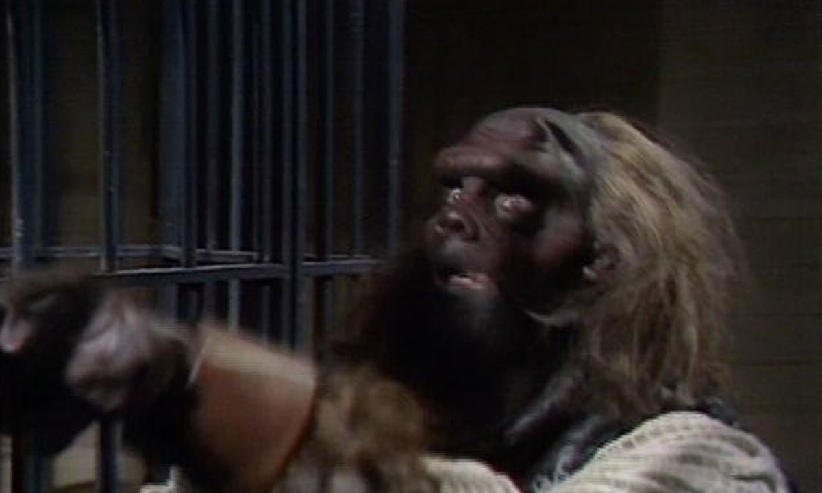 frightened-ogron-frontier-in-space-doctor-who-back-when