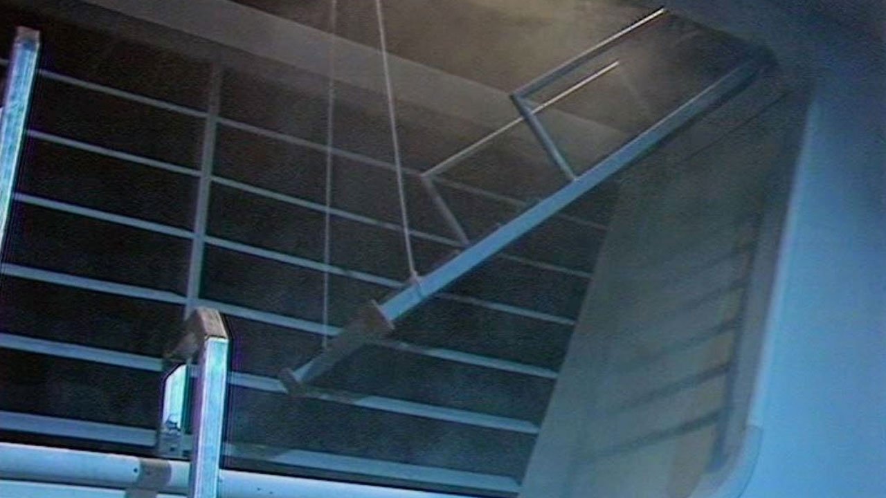 future-stairs-on-strings-planet-of-evil-doctor-who-back-when