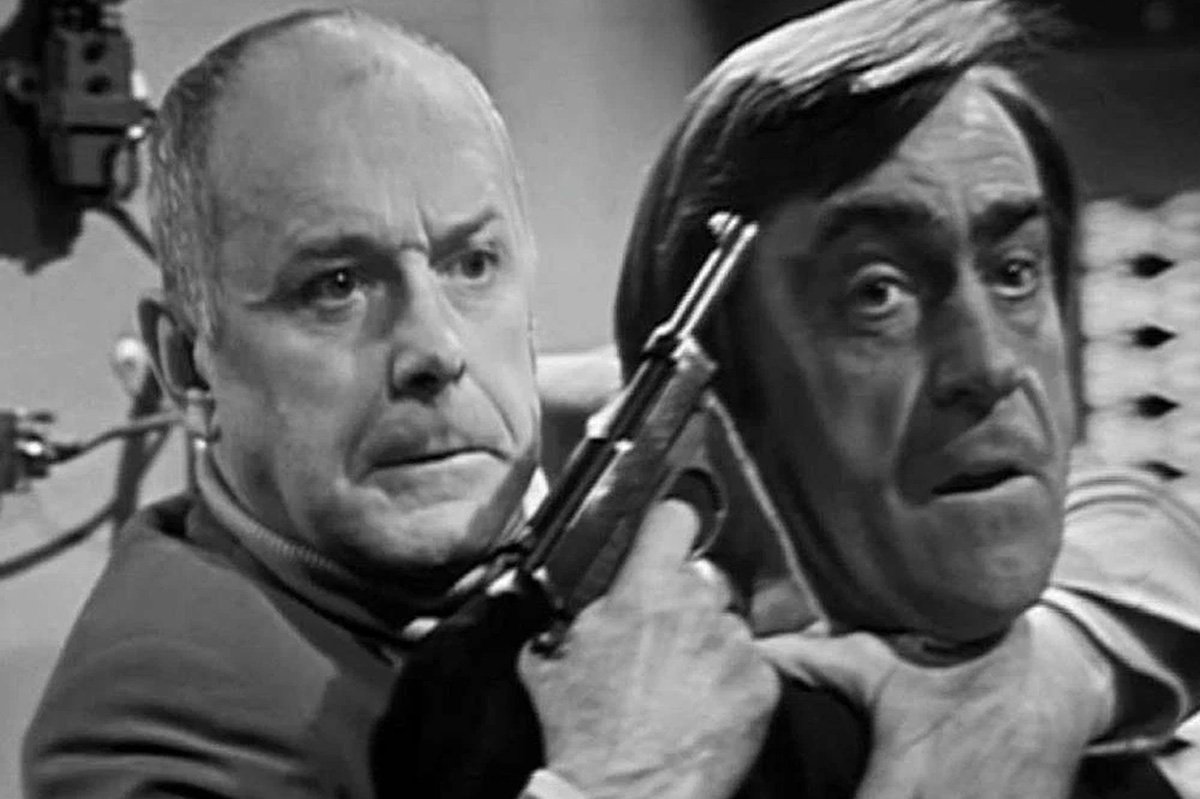 giles-kent-with-gun-on-doctor-as-salamander-The-Enemy-of-the-World-Doctor-Who-Back-When