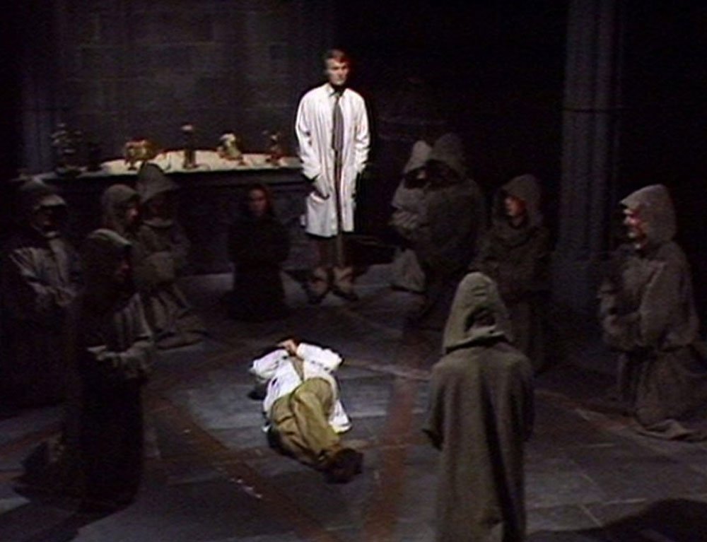 help-a-brother-out-monks-turn-thea-into-death-goddess-image-of-the-fendahl-doctor-who-back-when