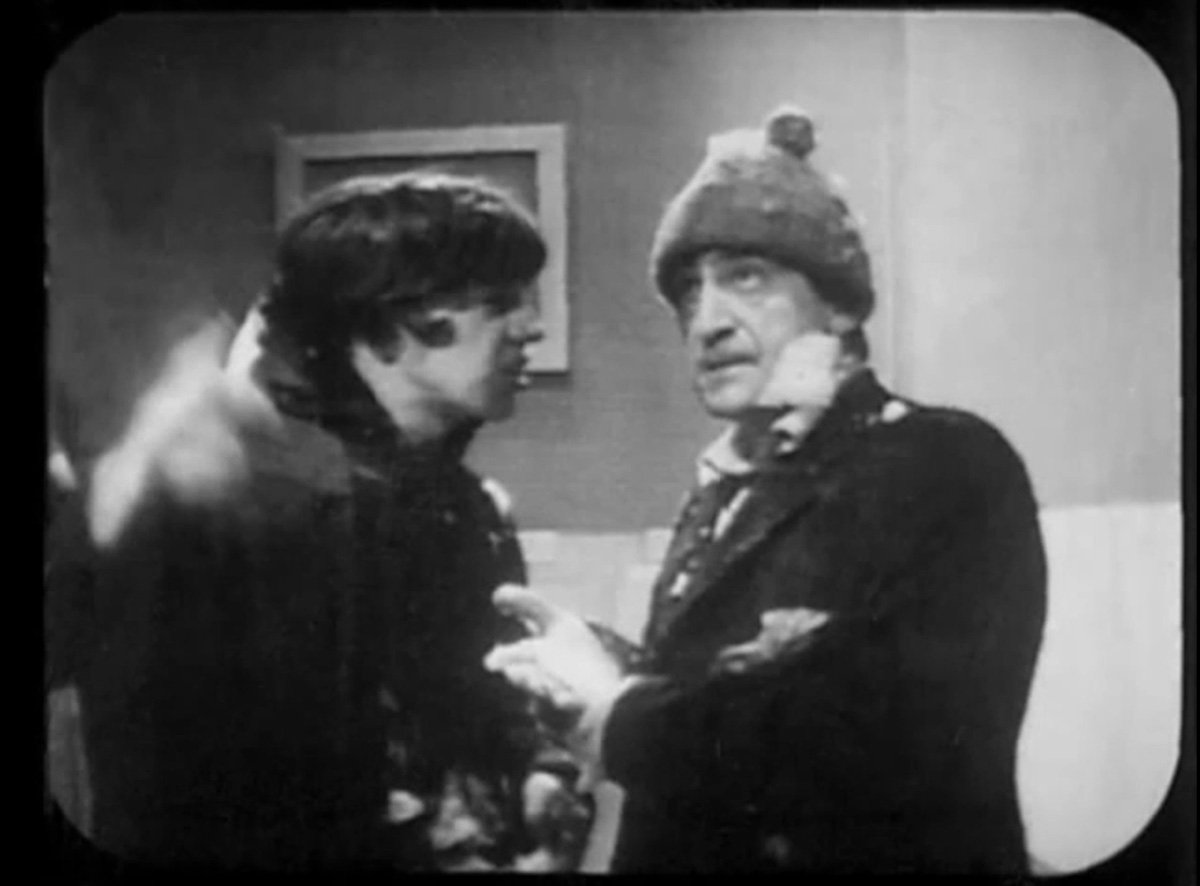 jamie-and-troughton-fury-from-the-deep-doctor-who-back-when