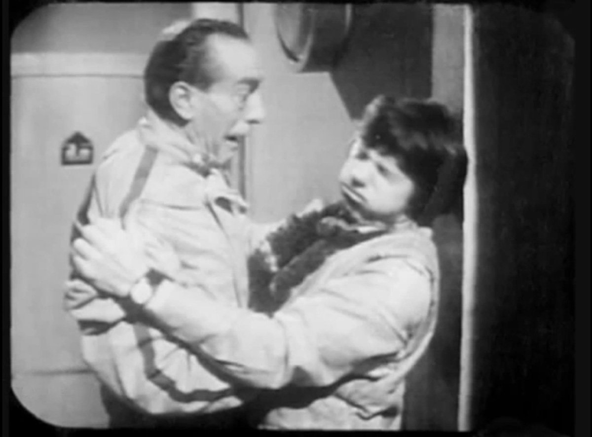 jamie-attacked-by-creepy-seaweed-infected-man-fury-from-the-deep-doctor-who-back-when