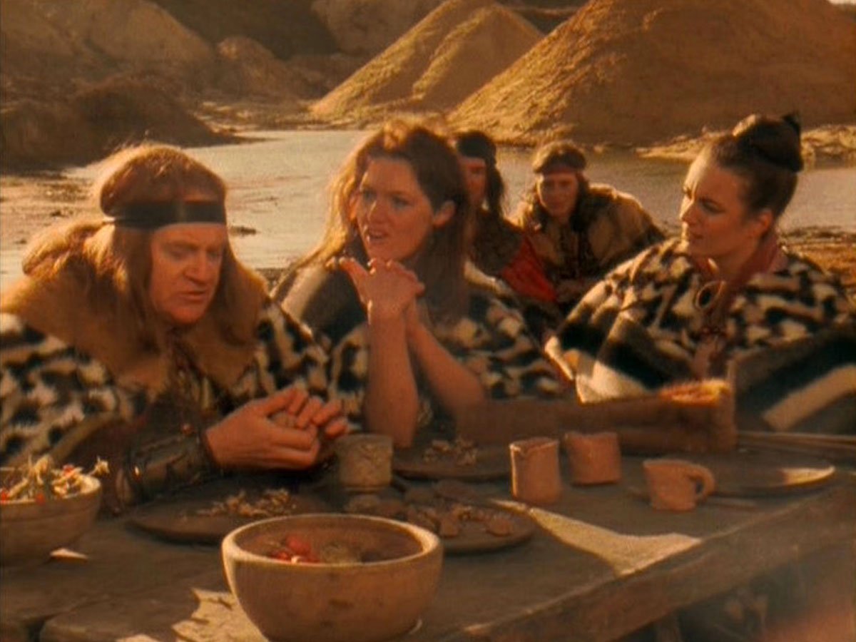 leela-has-lunch-with-some-conans-invasion-of-time-doctor-who-back-when