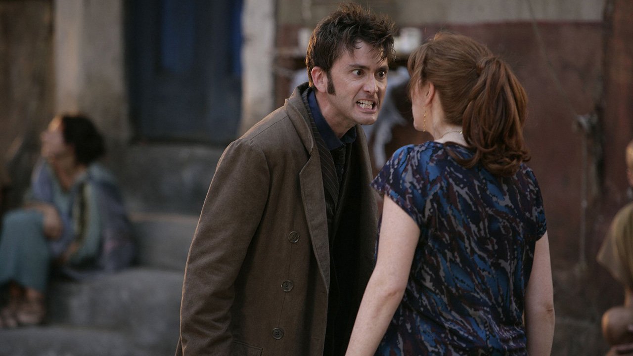 looks-like-tennant-hates-the-annoying-awful-donna-noble-fires-of-pompeii-doctor-who-back-when