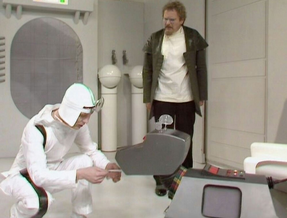 marius-and-k-9-with-a-colleage-invisible-enemy-doctor-who-back-when