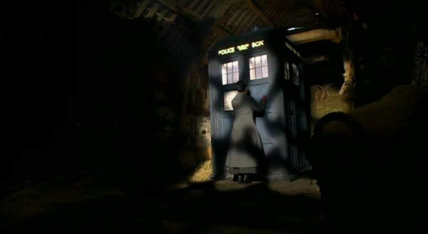 martha-at-the-tardis-doctor-who-back-when-human-nature