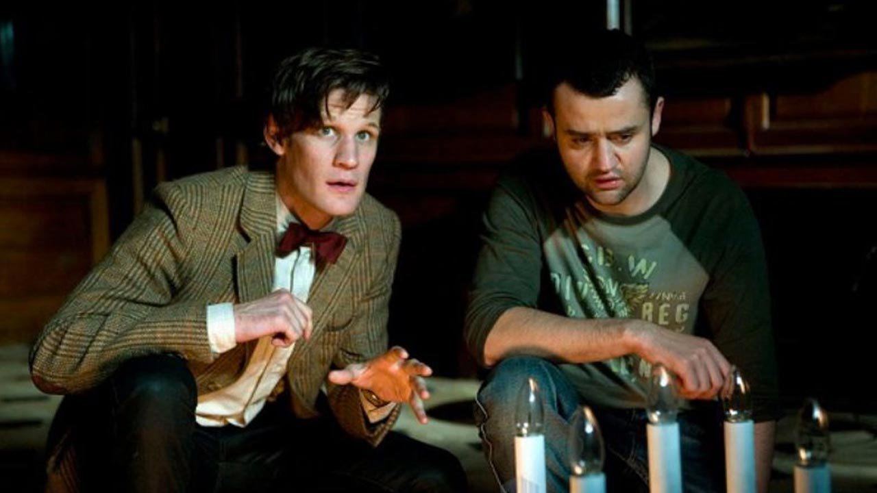 matt-smith-eleven-and-daniel-mays-alex-in-a-dollhouse-night-terrors-doctor-who-back-when