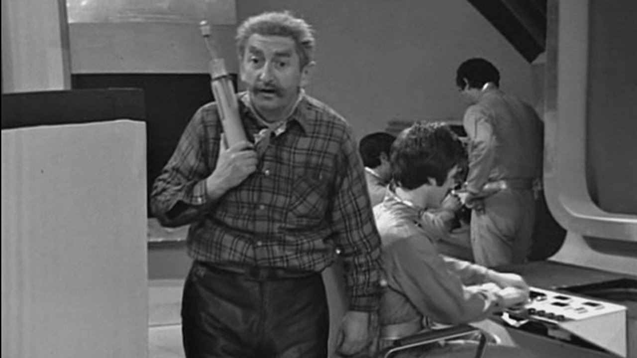 milo-clancey-with-his-pick-axe-laser-rifle-space-pirates-doctor-who-back-when