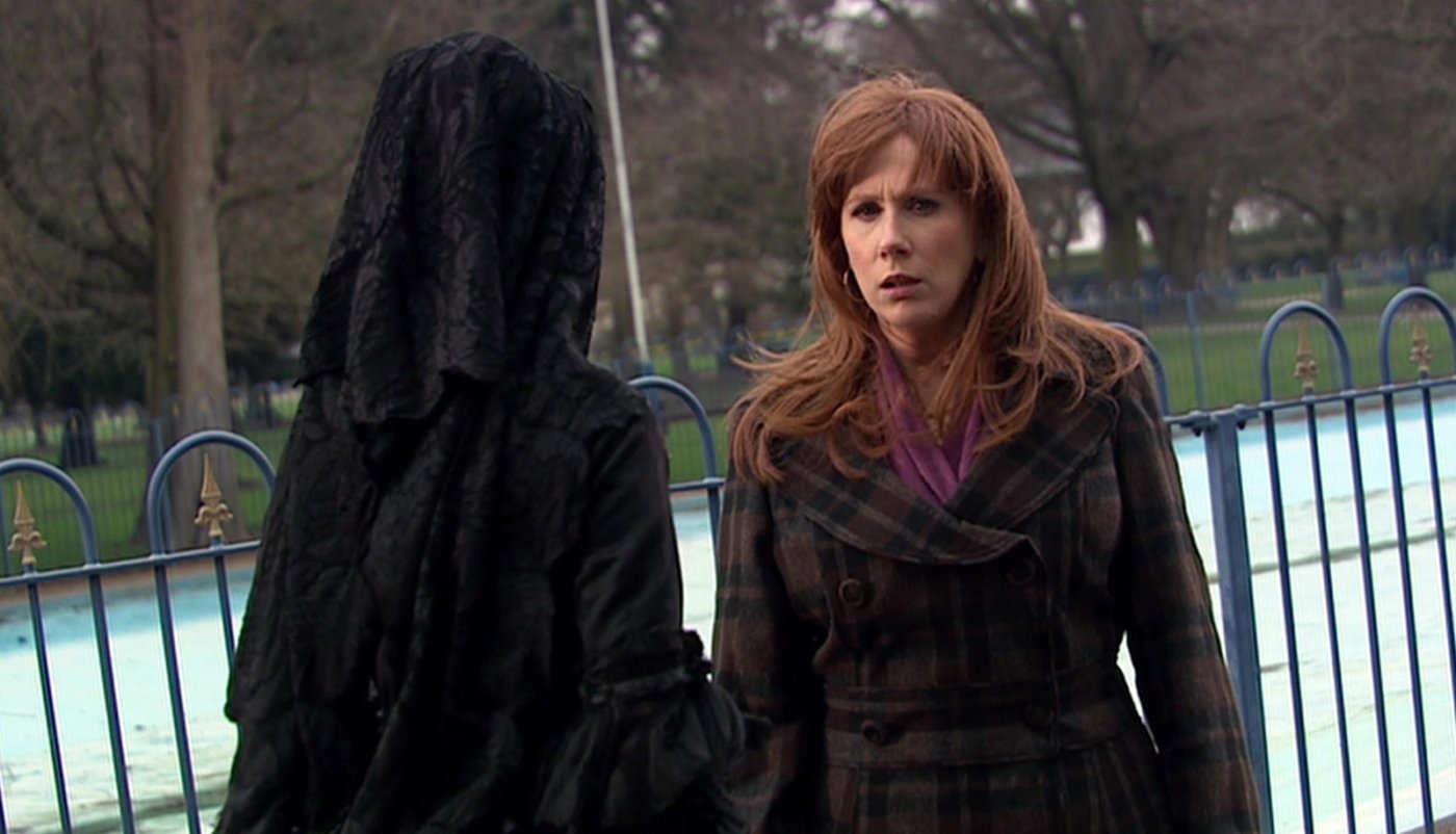 miss-evangelista-in-black-with-donna-noble-forest-of-the-dead-doctor-who-back-when