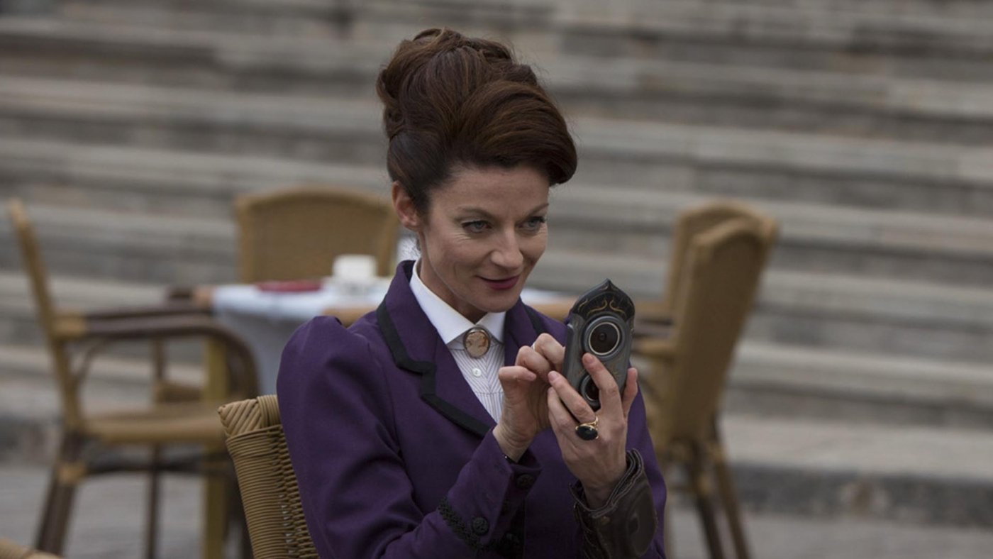missy-calls-off-planes-magicians-apprentice-doctor-who-back-when