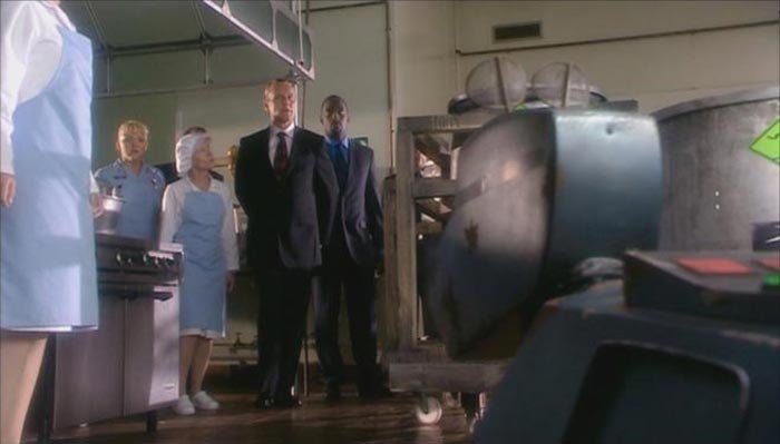 n017 school reunion k9 vs finch doctor who whobackwhen