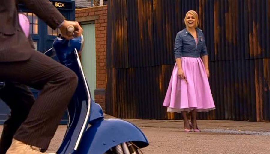 n021 the idiots lantern doc vespa rose dress doctorwho drwho doctor who tennant