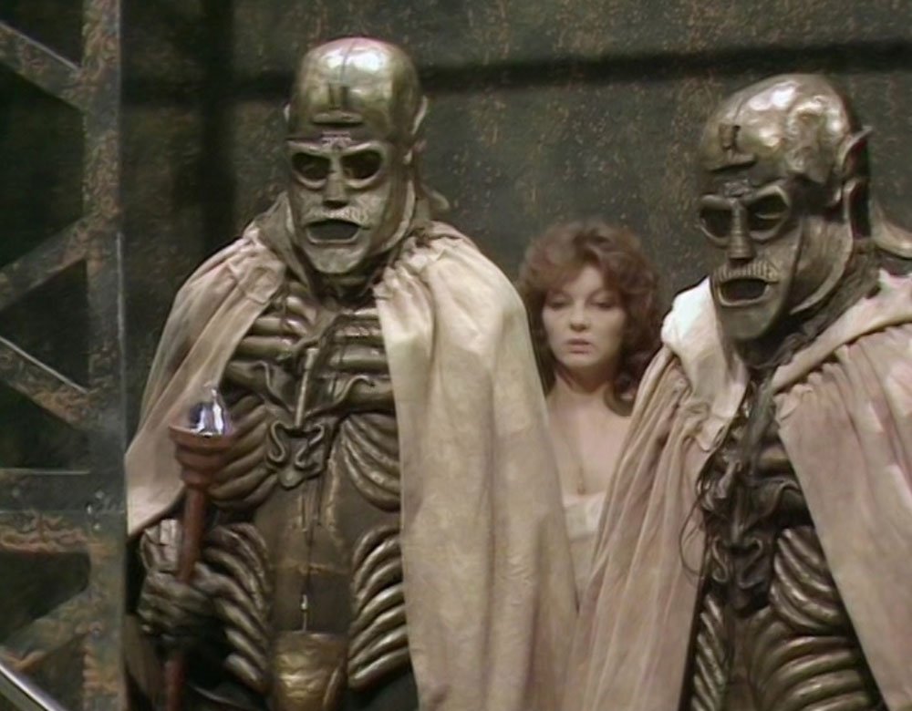 nyssa-with-guards-terminus-doctor-who-back-when