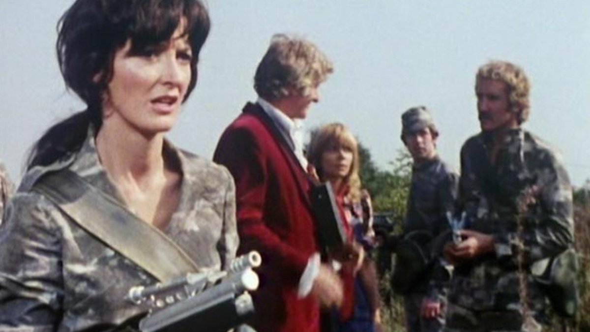 pertwee-third-doc-and-jo-grant-with-future-soldiers-day-of-the-daleks-doctor-who-back-when
