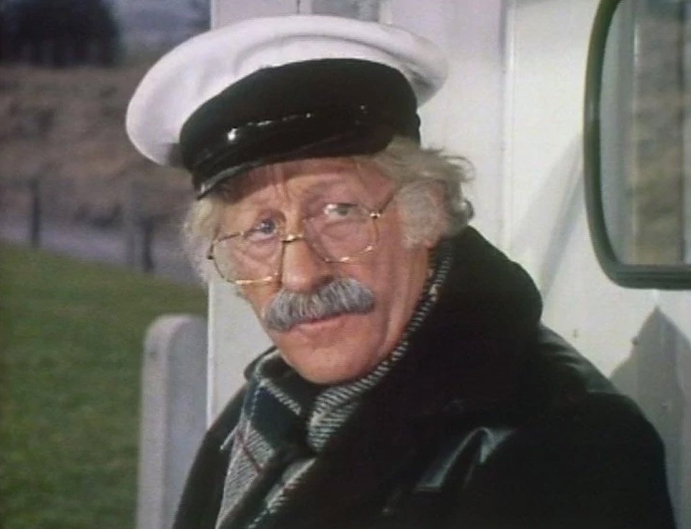pertwee-third-doc-milkman-undercover-the-green-death-doctor-who-back-when