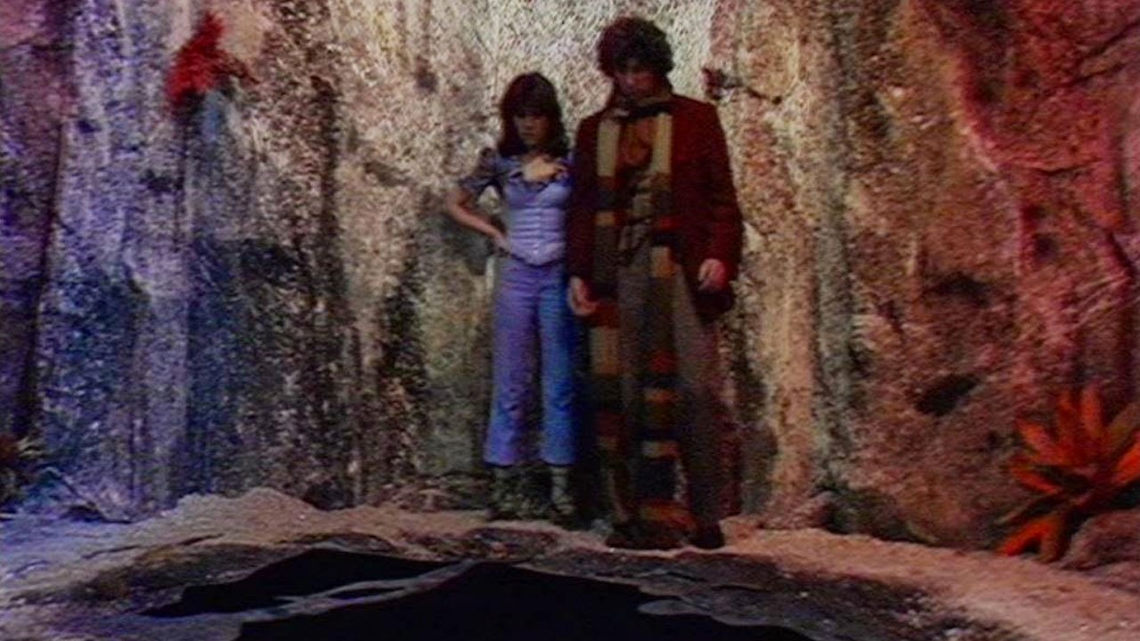 pit-staring-back-at-sarah-jane-smith-and-tom-baker-fourth-planet-of-evil-doctor-who-back-when