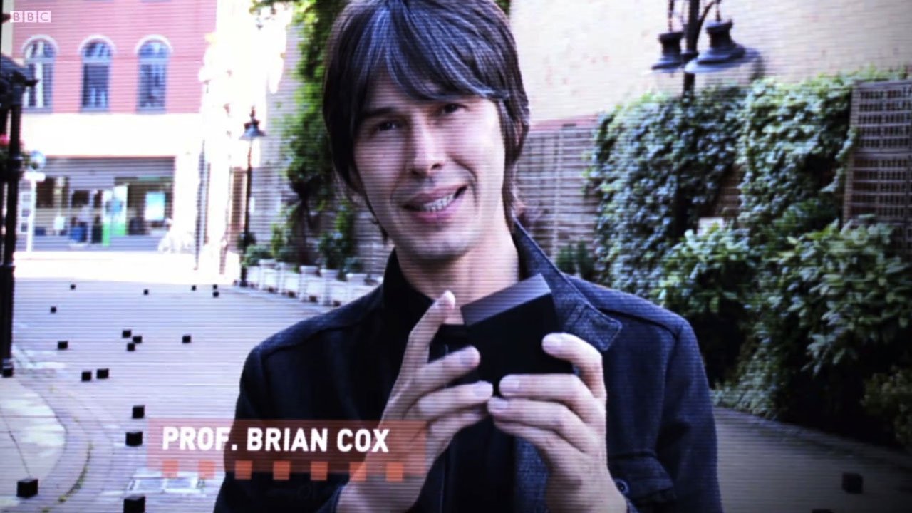 professor-brian-cox-cube-cameo-power-of-three-doctor-who-back-when