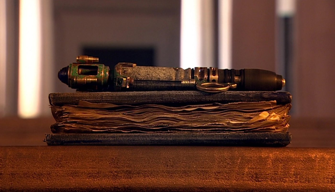 river-song's-sonic-screwdriver-and-diary-forest-of-the-dead-doctor-who-back-when
