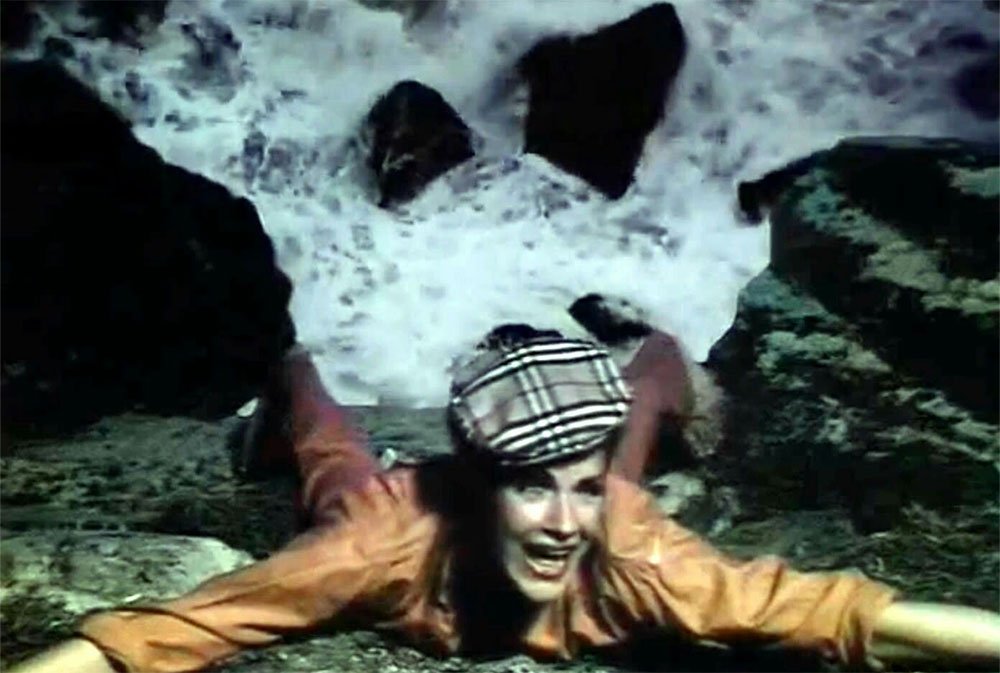 romana-literal-cliffhanger-stones-of-blood-doctor-who-back-when
